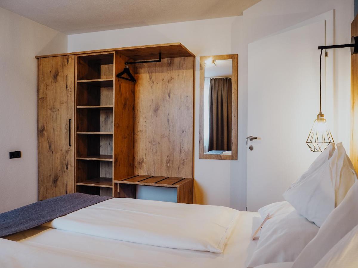 Levy's & Breakfast Hotel 4*